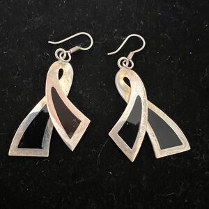 TAXCO 925 STERLING SILVER VINTAGE RIBON DANGLE EARRINGS.  SOLID HEAVY